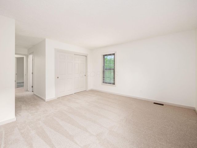 406 Edinburgh Road, Dublin, OH 43017