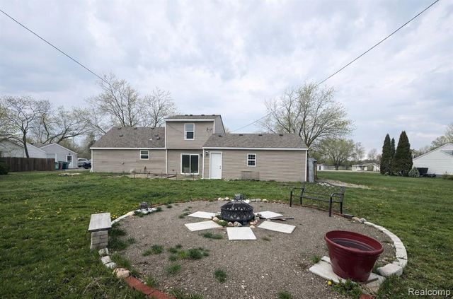 30155 Fort Road, Brownstown, MI 48173