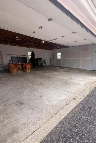 30155 Fort Road, Brownstown, MI 48173