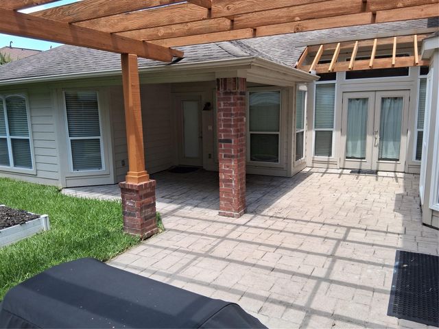 17010 Poplar Hill Street, Houston, TX 77095