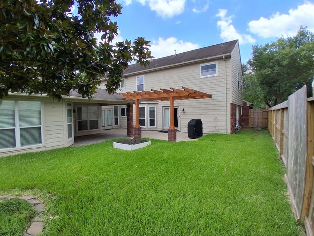 17010 Poplar Hill Street, Houston, TX 77095