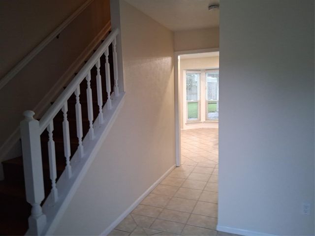 17010 Poplar Hill Street, Houston, TX 77095