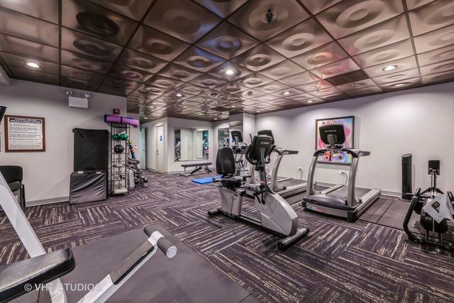 77 S Evergreen Avenue 507, Arlington Heights, IL 60005