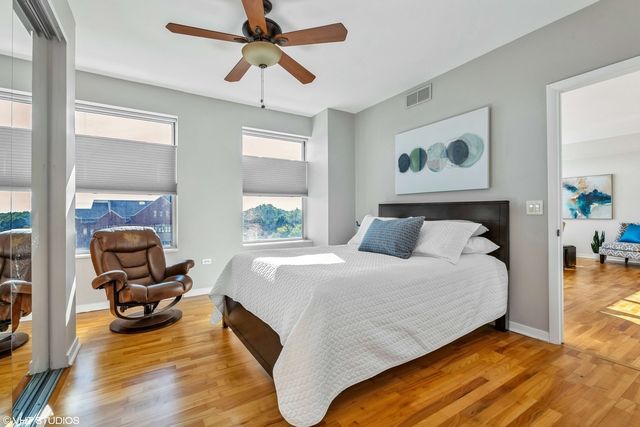 77 S Evergreen Avenue 507, Arlington Heights, IL 60005