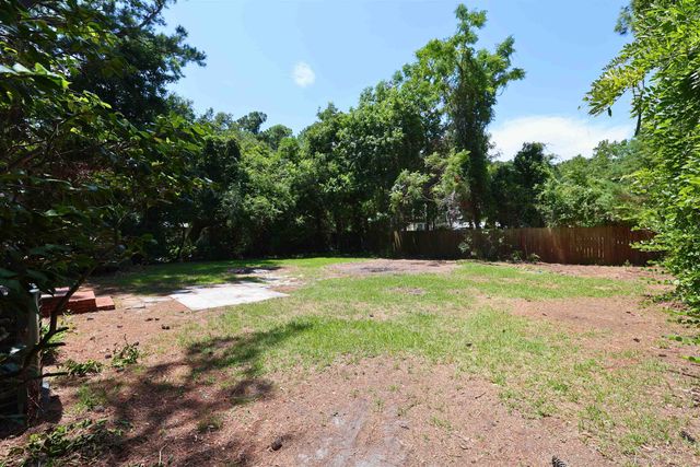 558 Cedar Dr., Myrtle Beach, SC 29577