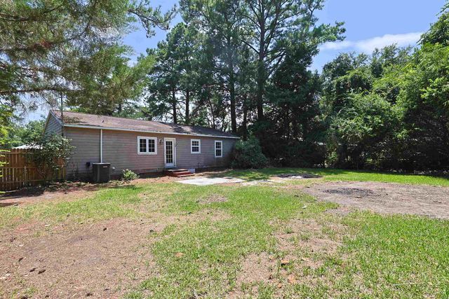 558 Cedar Dr., Myrtle Beach, SC 29577