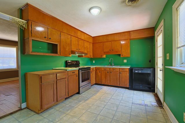 558 Cedar Dr., Myrtle Beach, SC 29577