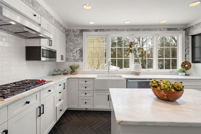 126 Newton Street, Weston, MA 02493