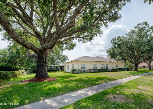 3 E Point Court, Palm Coast, FL 32164