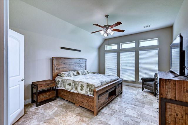 335 Fox Trail Road, Montgomery, TX 77316