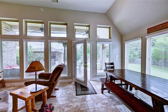 335 Fox Trail Road, Montgomery, TX 77316