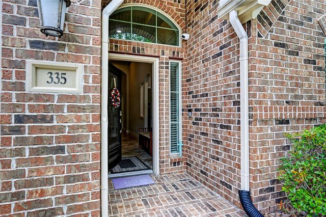 335 Fox Trail Road, Montgomery, TX 77316