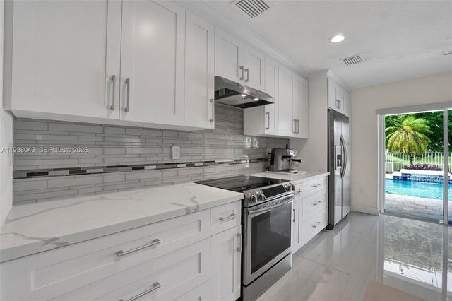 5322 NW 110th Ave 5322, Doral, FL 33178