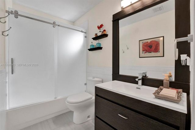 5322 NW 110th Ave 5322, Doral, FL 33178