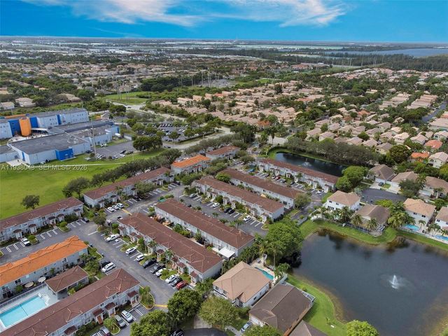 5322 NW 110th Ave 5322, Doral, FL 33178