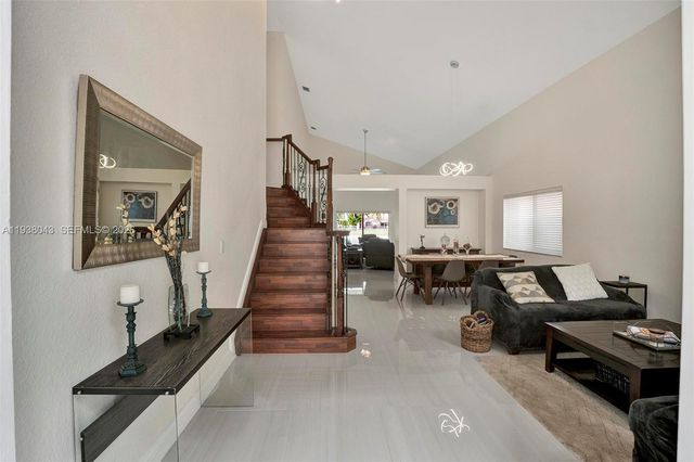 5322 NW 110th Ave 5322, Doral, FL 33178