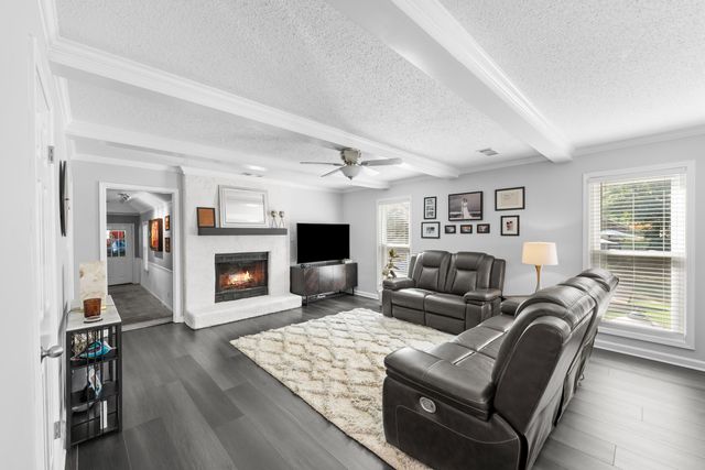 567 SIX CROWNS ST, Collierville, TN 38017