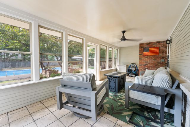 567 SIX CROWNS ST, Collierville, TN 38017