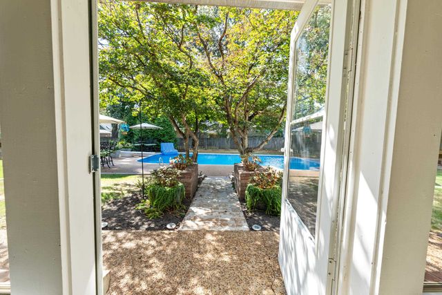 567 SIX CROWNS ST, Collierville, TN 38017