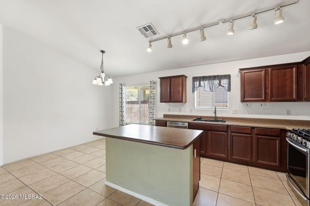 60948 E Cantle Court, Tucson, AZ 85739