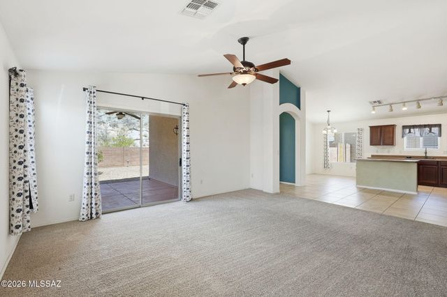 60948 E Cantle Court, Tucson, AZ 85739