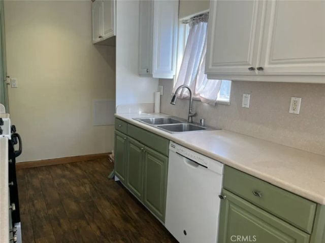 4310 Pennsylvania Avenue, La Crescenta, CA 91214