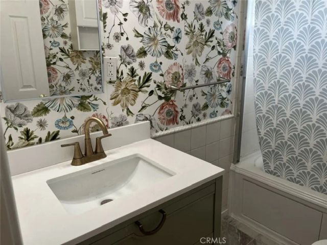4310 Pennsylvania Avenue, La Crescenta, CA 91214