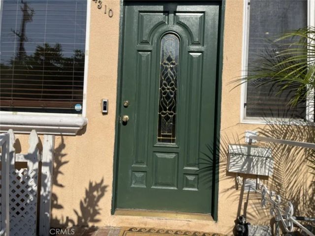 4310 Pennsylvania Avenue, La Crescenta, CA 91214