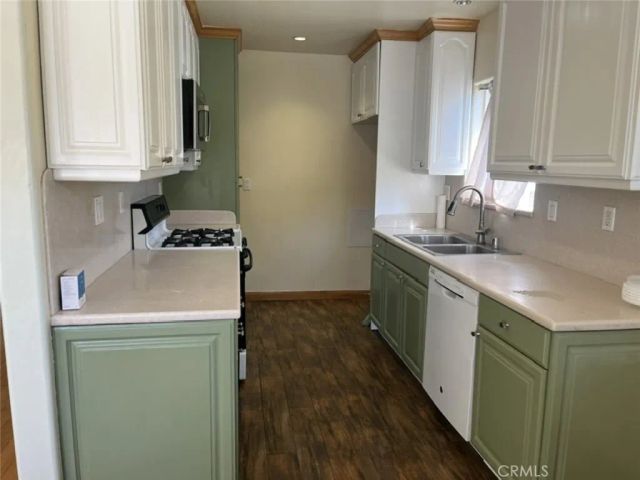 4310 Pennsylvania Avenue, La Crescenta, CA 91214