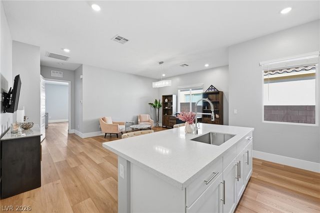 4272 Carter Reign Avenue, Las Vegas, NV 89141