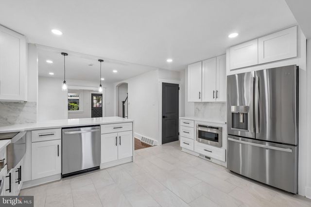 114 CONESTOGA RD, Wayne, PA 19087