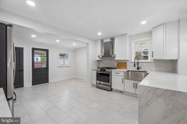 114 CONESTOGA RD, Wayne, PA 19087