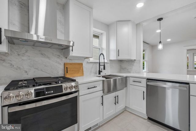 114 CONESTOGA RD, Wayne, PA 19087