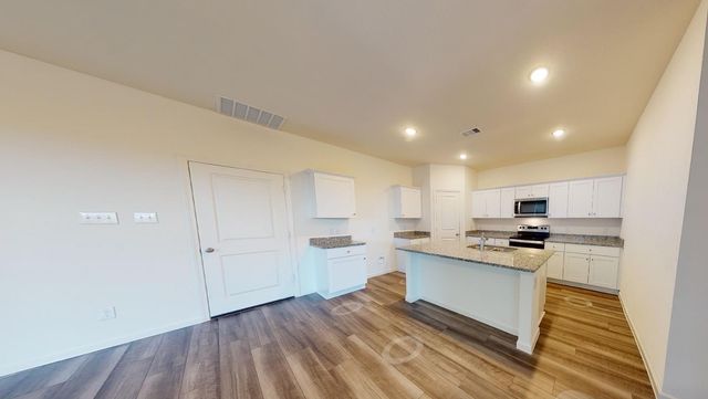 384 Enforcer LOOP, Jarrell, TX 76537