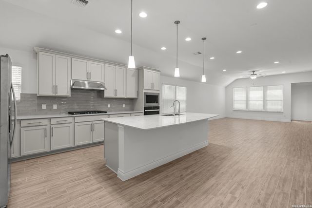 723 GRAND LEGACY, New Braunfels, TX 78130