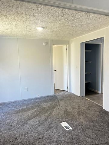 886 Walnut Dr, Monroe, GA 30655