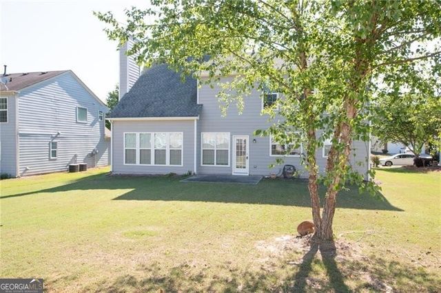 8145 Lockslay Way, Suwanee, GA 30024