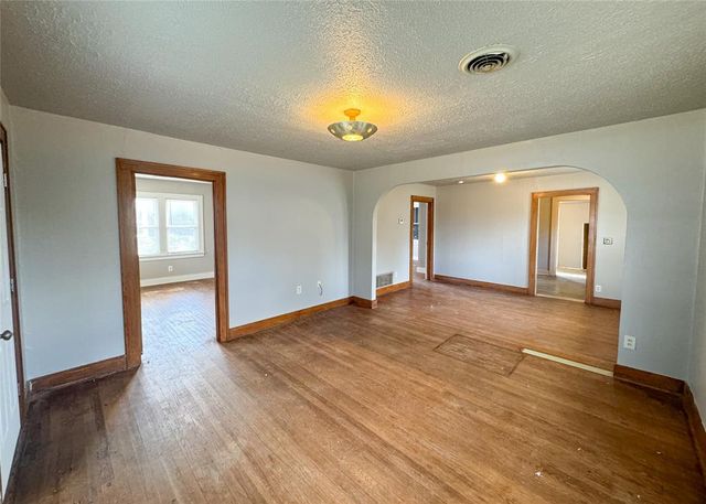 913 N Boulevard Street, Edmond, OK 73034
