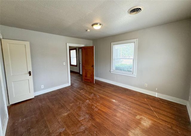 913 N Boulevard Street, Edmond, OK 73034