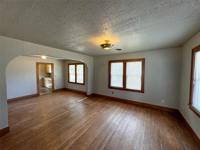 913 N Boulevard Street, Edmond, OK 73034