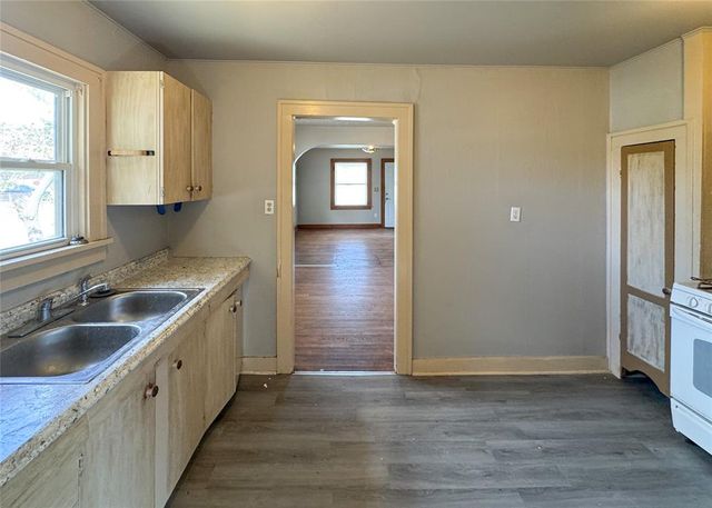 913 N Boulevard Street, Edmond, OK 73034