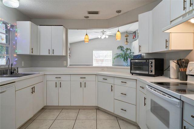 6611 JENNIFER DRIVE, Temple Terrace, FL 33617