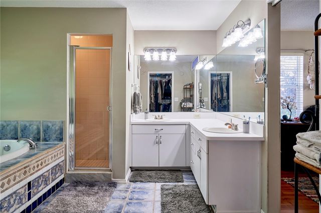 6611 JENNIFER DRIVE, Temple Terrace, FL 33617