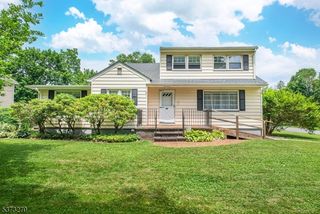 25 Forest Rd, Mount Olive Twp., NJ 07828