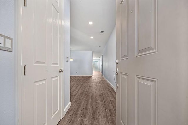 11744 Mani Cir, Rancho Cordova, CA 95742