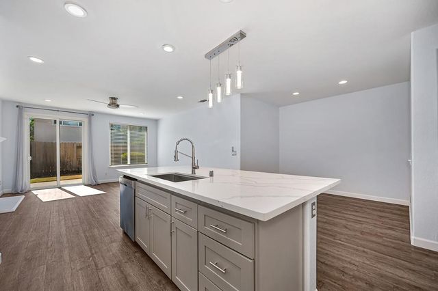 11744 Mani Cir, Rancho Cordova, CA 95742