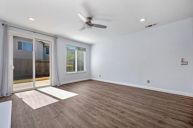 11744 Mani Cir, Rancho Cordova, CA 95742