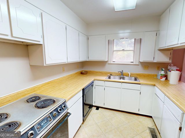 6887 W College Street, Wrightsville, GA 31096