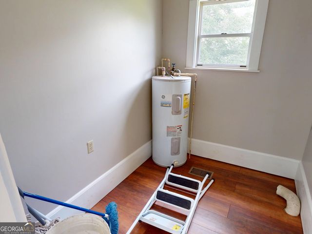 6887 W College Street, Wrightsville, GA 31096