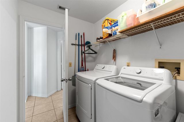 24134 HAMPTON PLACE, Lutz, FL 33559